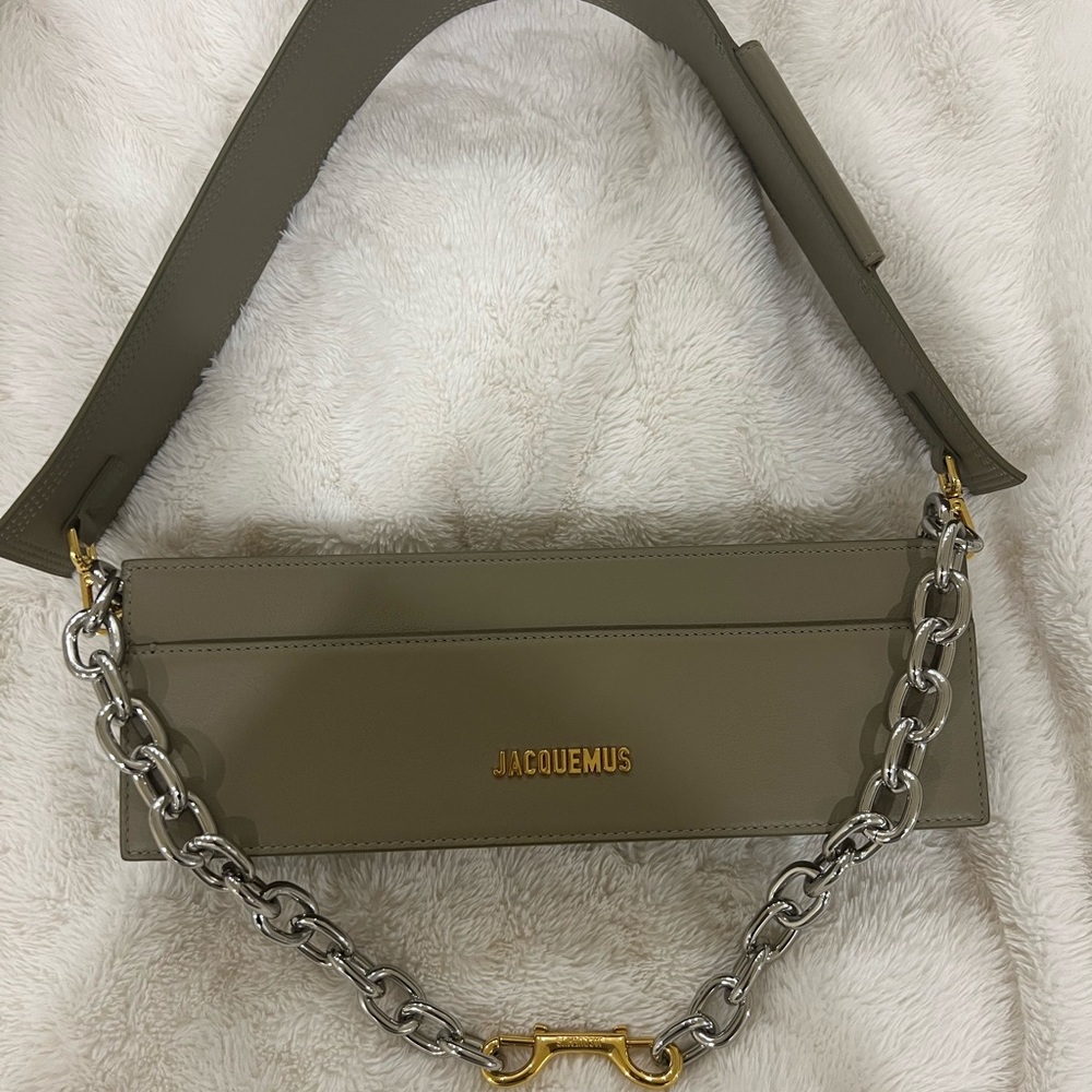 JACQUEMUS Le Ciuciu (Worn Once)